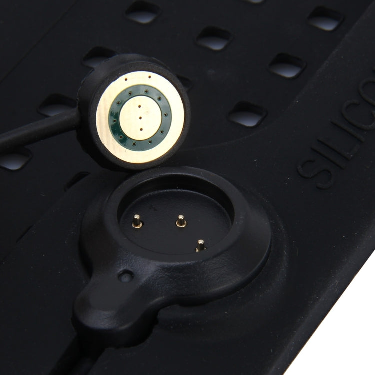 Silicone Pad Dash Mat Cell Phone Car Mount Holder Cradle Dock With 2 in 1 Charging Cable With Magnetic Adsorption Stande, For Phone GPS MP3 MP4 MP5