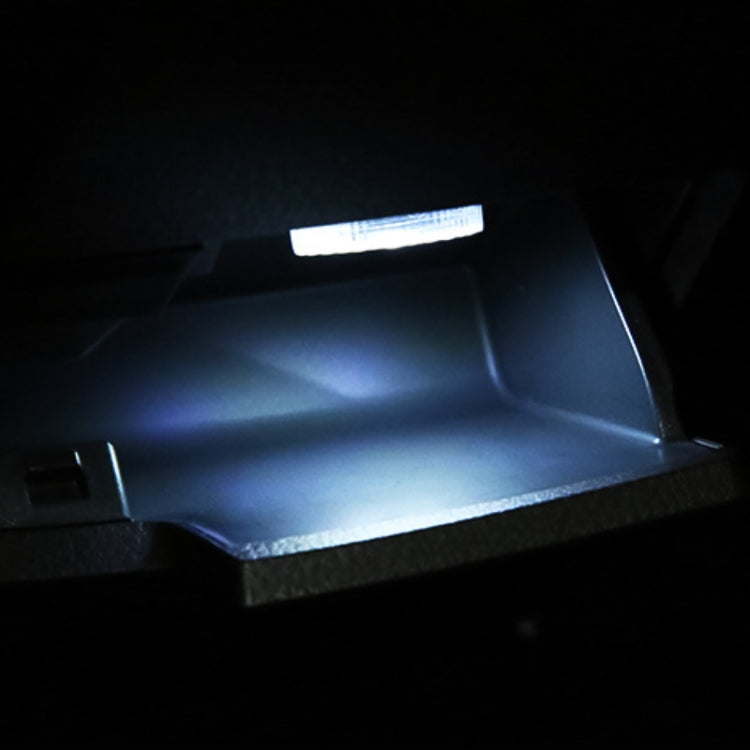 Universal Car Wireless LED Atmosphere Lights Emergency Foot Light