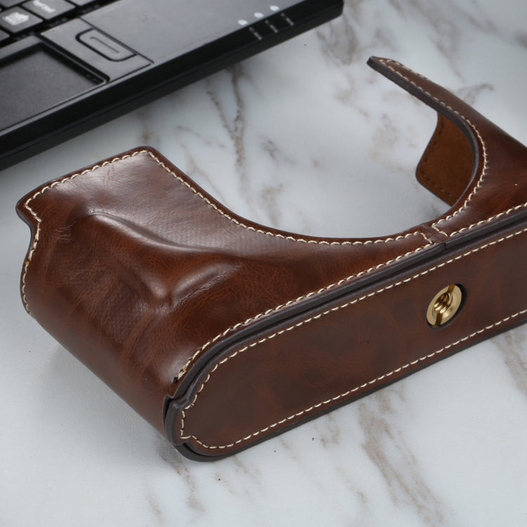 1/4 inch Thread PU Leather Camera Half Case Base for Leica Q2