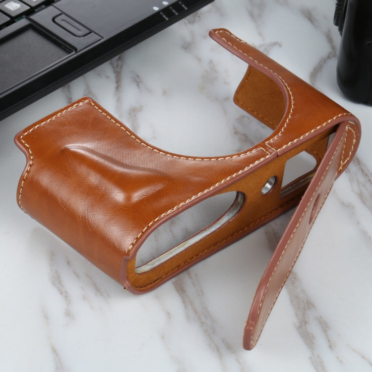 1/4 inch Thread PU Leather Camera Half Case Base for Leica Q2