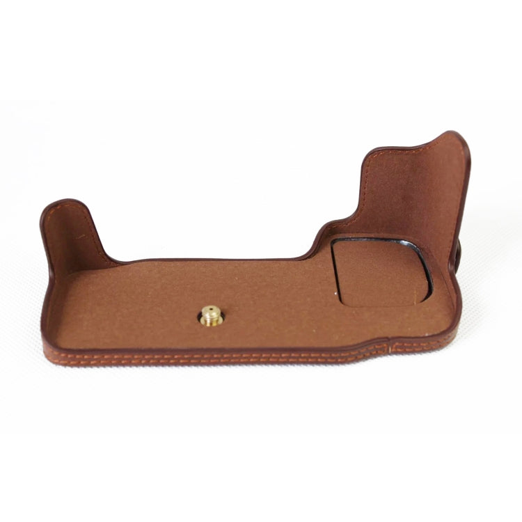 1/4 inch Thread PU Leather Camera Half Case Base for Nikon D5500 / D5600