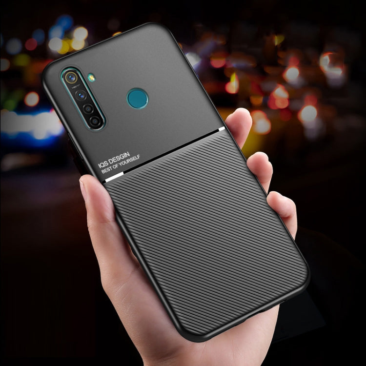 For OPPO Realme Q Classic Tilt Strip Grain Magnetic Shockproof PC + TPU Case