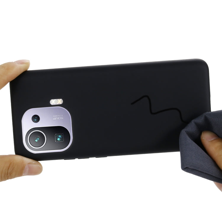 For Xiaomi Mi 11 Pro Solid Color Liquid Silicone Dropproof Full Coverage Protective Case