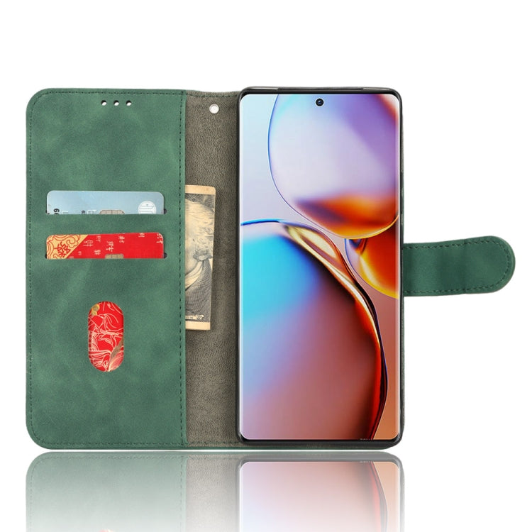 For Motorola Moto X40 Skin Feel Magnetic Flip Leather Phone Case