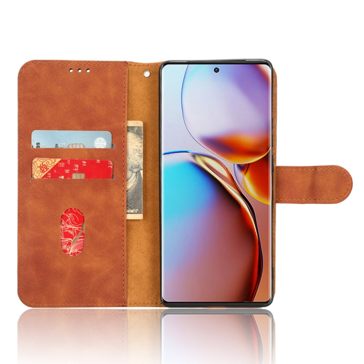 For Motorola Moto X40 Skin Feel Magnetic Flip Leather Phone Case