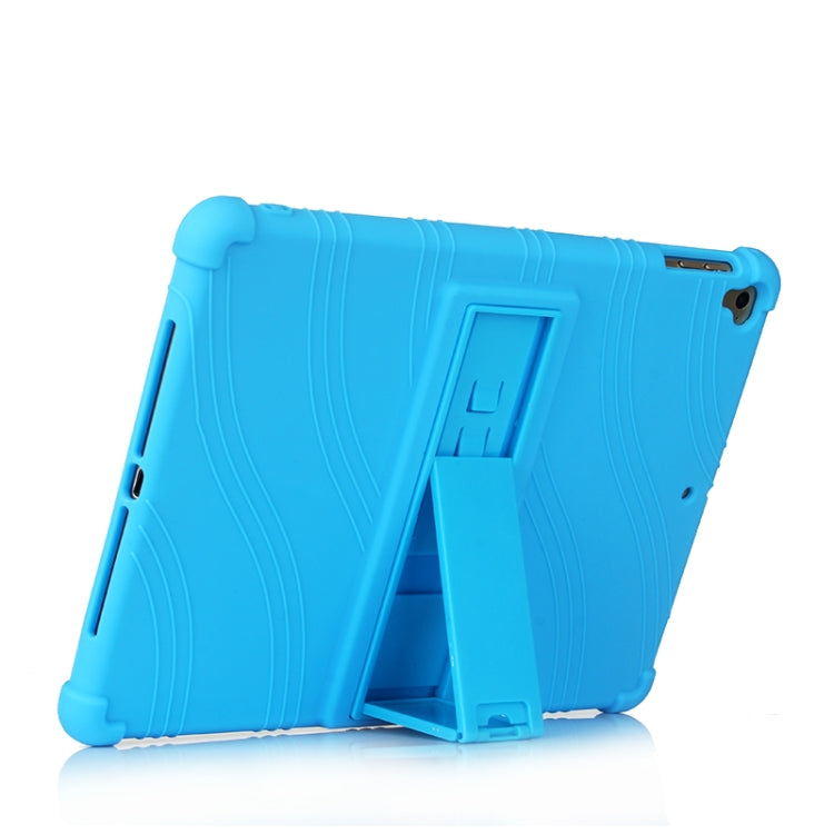 For iPad 6 (9.7 Universal) Tablet PC Silicone Protective Case with Invisible Bracket