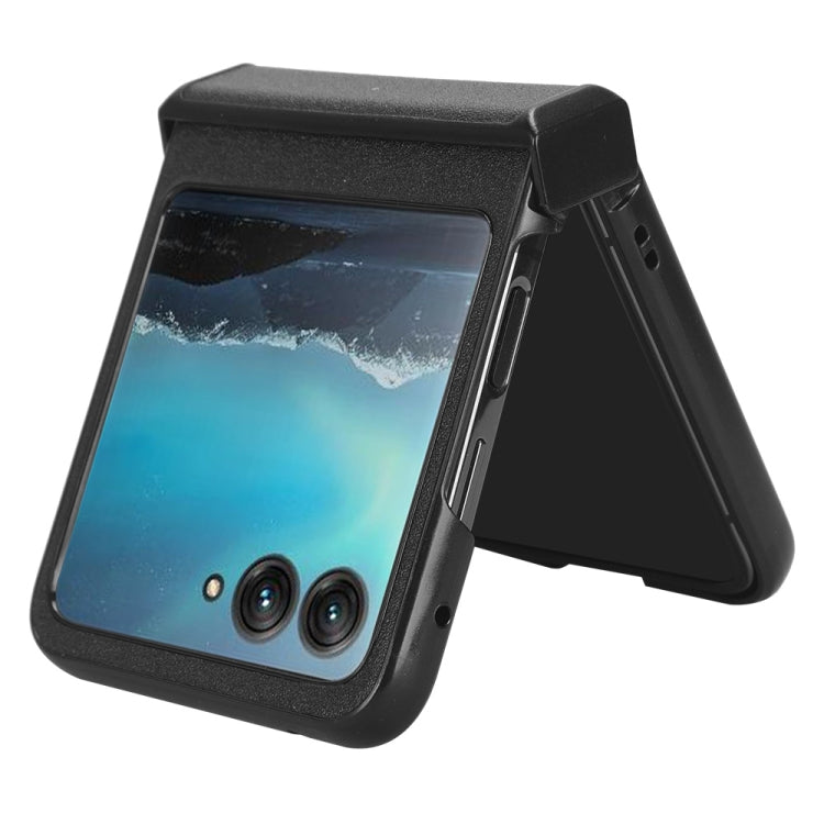 For Motorola Moto Razr 40 Ultra Sandskin Texture Phone Case