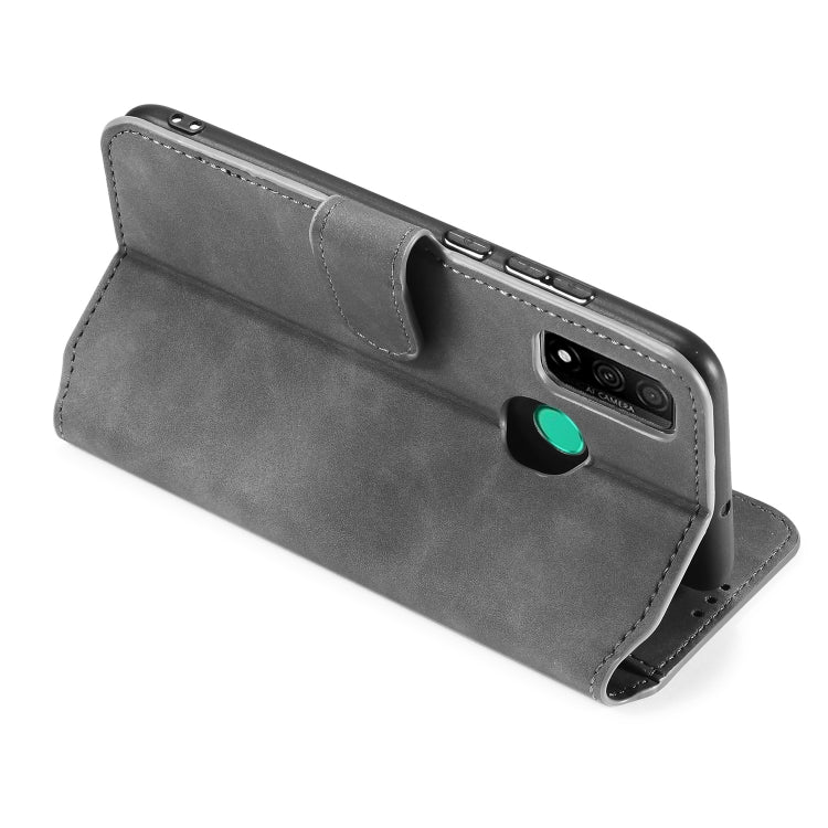 For Huawei P Smart 2020 DG.MING Retro Oil Side Horizontal Flip Case