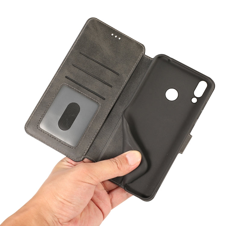 For Huawei Honor 8C Calf Texture Magnetic Buckle Horizontal Flip Leather Case with Holder & Card Slots & Wallet & Photo Frame