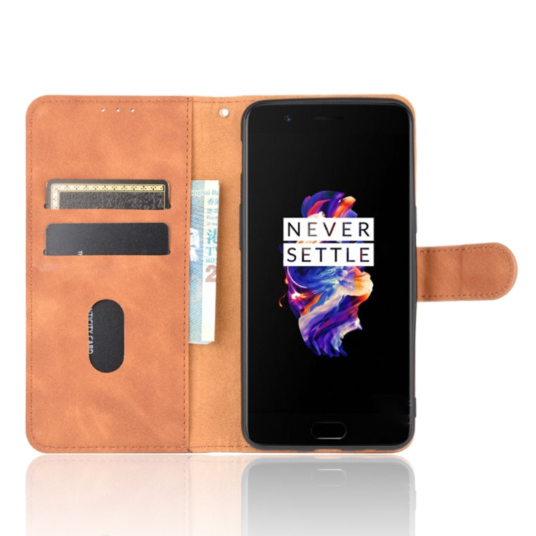 For OnePlus 5 Solid Color Skin Feel Magnetic Buckle Horizontal Flip Calf Texture PU Leather Case with Holder & Card Slots & Wallet