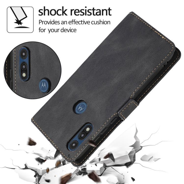 For Motorola Moto E7 Retro Magnetic Closing Clasp Horizontal Flip Leather Case with Holder & Card Slots & Photo Frame & Wallet