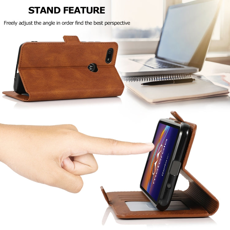 For Motorola Moto E6 Play Retro Magnetic Closing Clasp Horizontal Flip Leather Case with Holder & Card Slots & Photo Frame & Wallet