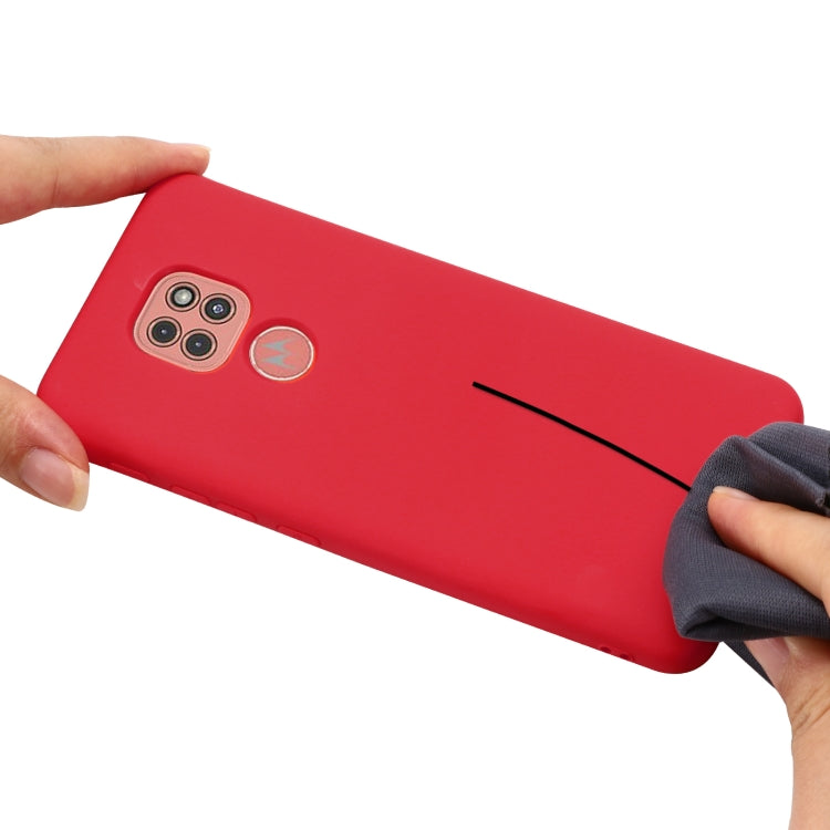 For Motorola Moto G9 Play Pure Color Liquid Silicone Shockproof Full Coverage Case