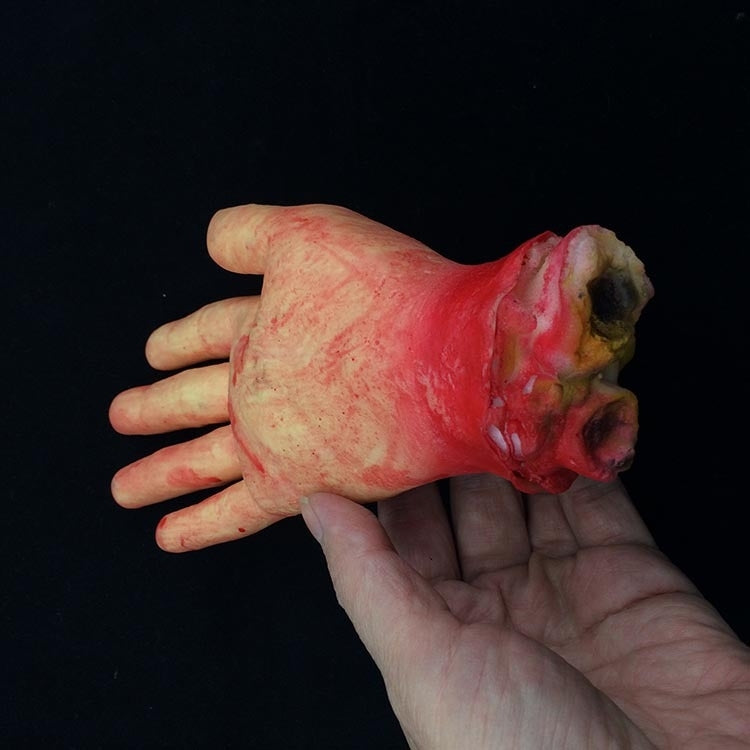23cm Halloween Horror Props April Fool Day Party Prop Body Parts Decoration 5 Fingers Bloody Hand