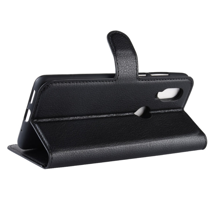 Litchi Texture Horizontal Flip Leather Case for MOTO P40, with Wallet & Holder & Card Slots