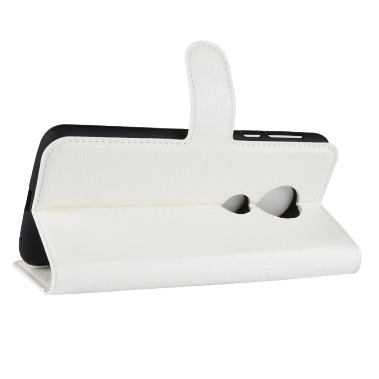 Litchi Texture Horizontal Flip Leather Case for Motorola Moto E5 Play, with Wallet & Holder & Card Slots