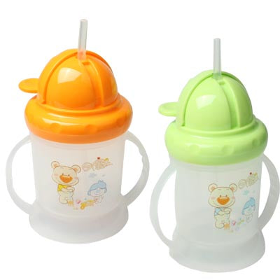 RK-3410 Dedicated Baby Winnie Straw Cup (Random Color Delivery)