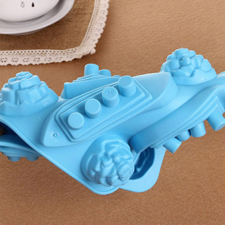 Titanic & Iceberg Ice Cube Tray (Random Color Delivery)