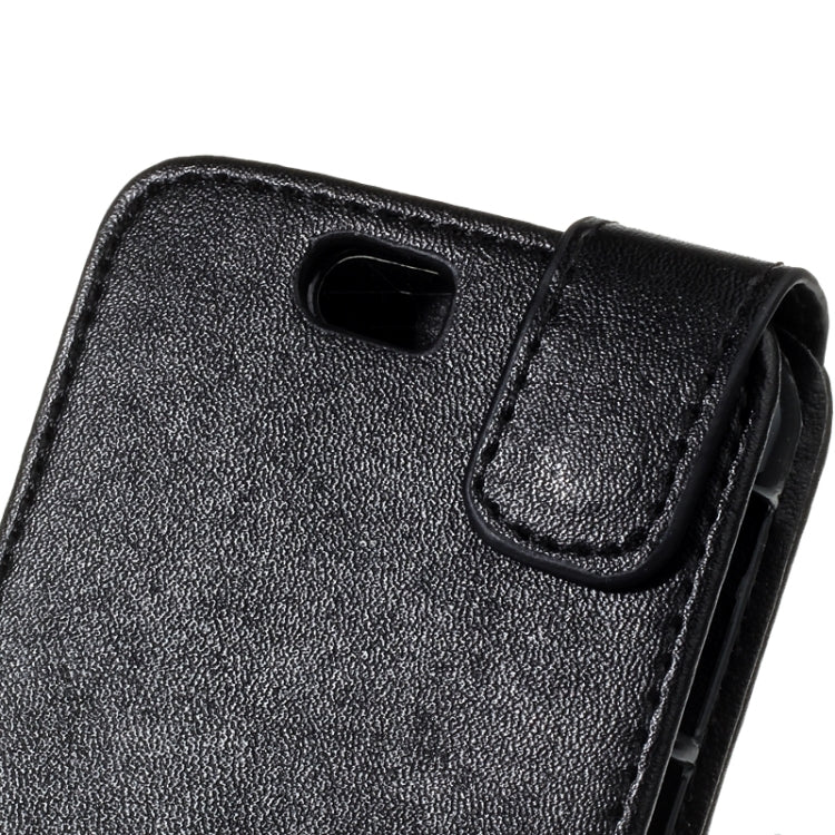 Vertical Flip Magnetic Snap Leather Case for Motorola XT626(Black)