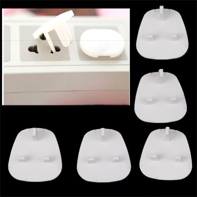 3 Flat Pins Electric Socket Covers Baby Safety Anti Electronic Current Shock Insulation Tool (5pcs in One Packaging, The Price is for 5pcs)