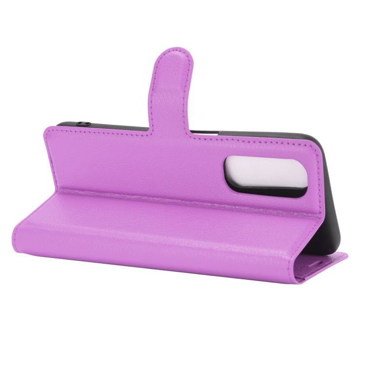 For OPPO Realme 7 Litchi Texture Horizontal Flip Protective Case with Holder & Card Slots & Wallet