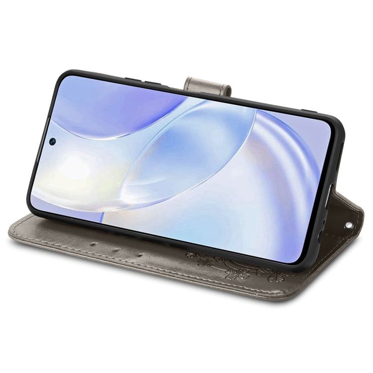 For Huawei nova 8 SE Youth Four-leaf Clasp Embossed Buckle Mobile Phone Protection Leather Case with Lanyard & Card Slot & Wallet & Bracket Function