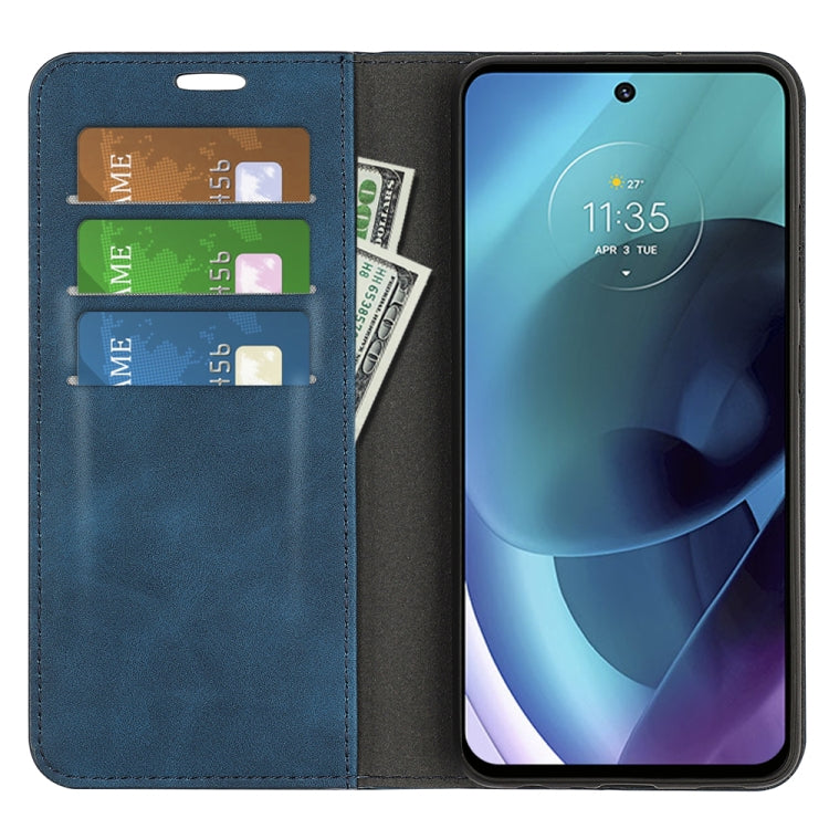 For Motorola Moto G51 5G Retro-skin Magnetic Suction Leather Phone Case