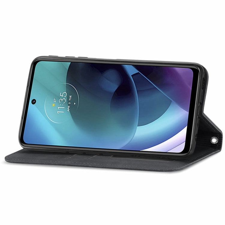 For Motorola Moto G51 Retro Skin Feel Magnetic Horizontal Flip Leather Phone Case