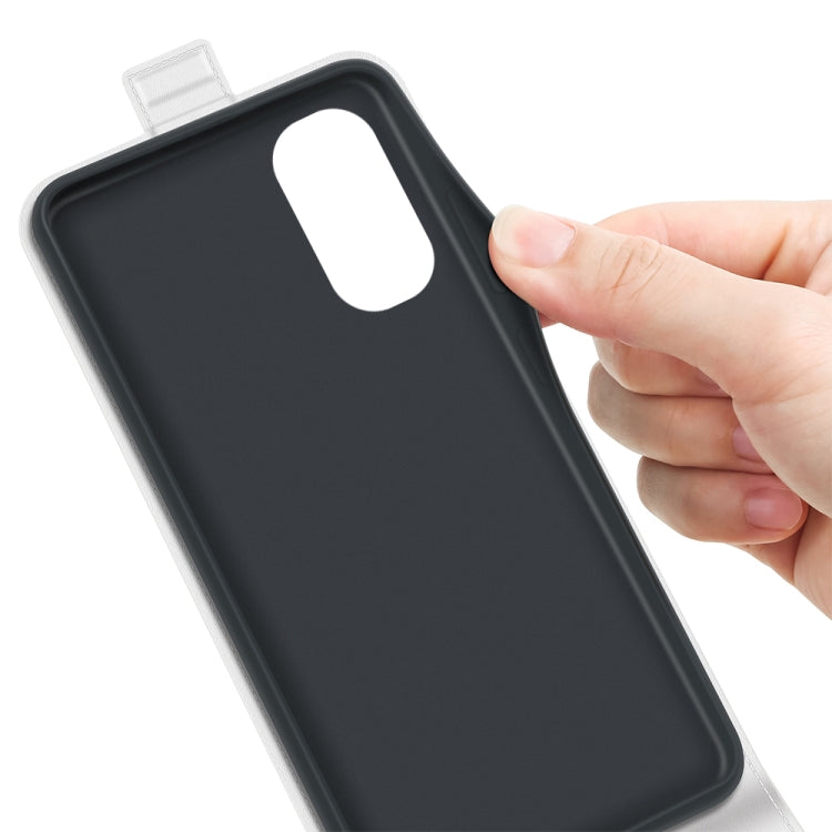 For Motorola Moto G 5G 2022 R64 Texture Vertical Flip Leather Phone Case