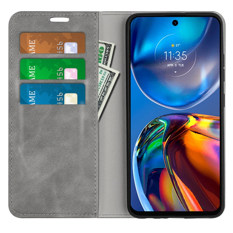 For Motorola Moto E32 4G Retro-skin Magnetic Suction Leather Phone Case