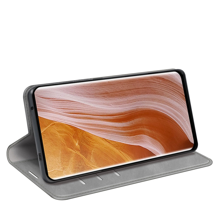 For ZTE Axon 40 Ultra Retro-skin Magnetic Suction Leather Phone Case