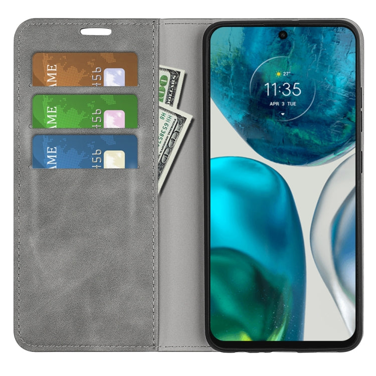 For Motorola Moto G42 Retro-skin Magnetic Suction Leather Phone Case