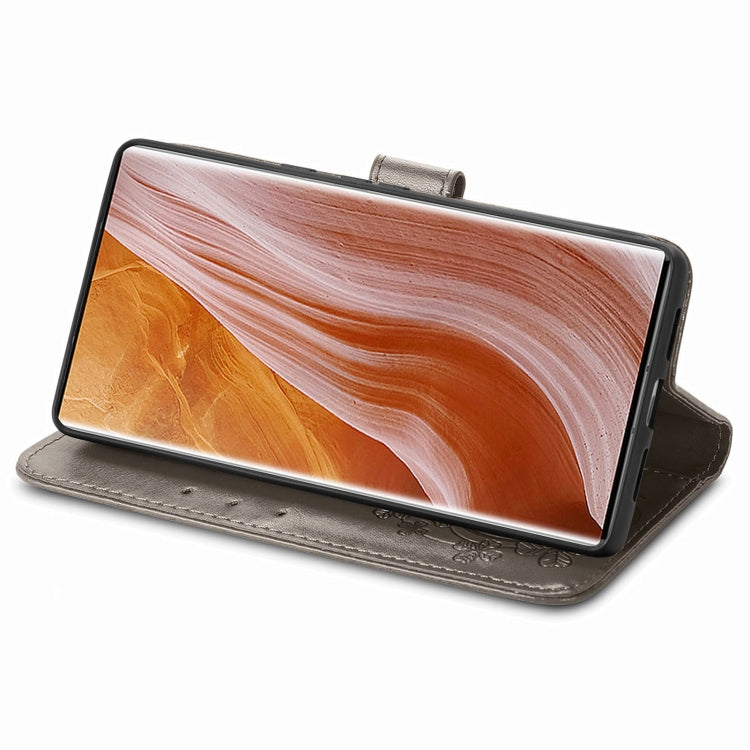 For ZTE Axon 40 Ultra Four-leaf Clasp Embossed Buckle Leather Phone Case