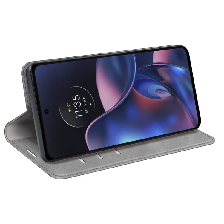 For Motorola Moto Edge 2022 Retro-skin Magnetic Suction Leather Phone Case