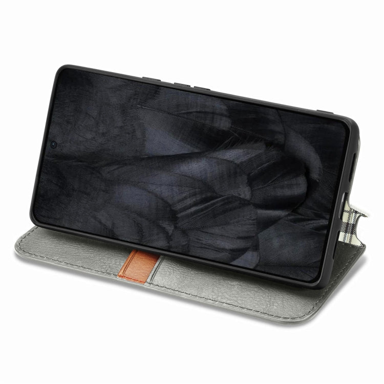 For Google Pixel 8 Pro Cubic Grid Pressed Magnetic Leather Phone Case