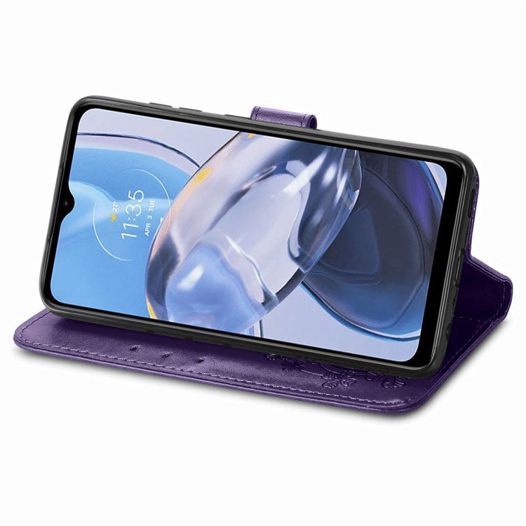 For Motorola Moto E22 4G Four-leaf Clasp Embossed Buckle Leather Phone Case