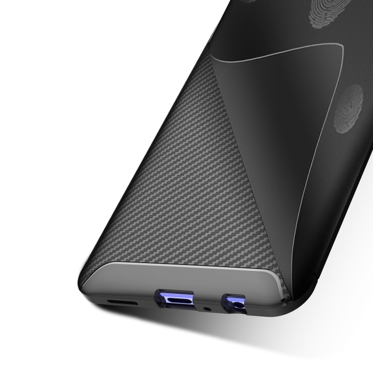 Beetle Series Carbon Fiber Texture Shockproof TPU Case for Realme X