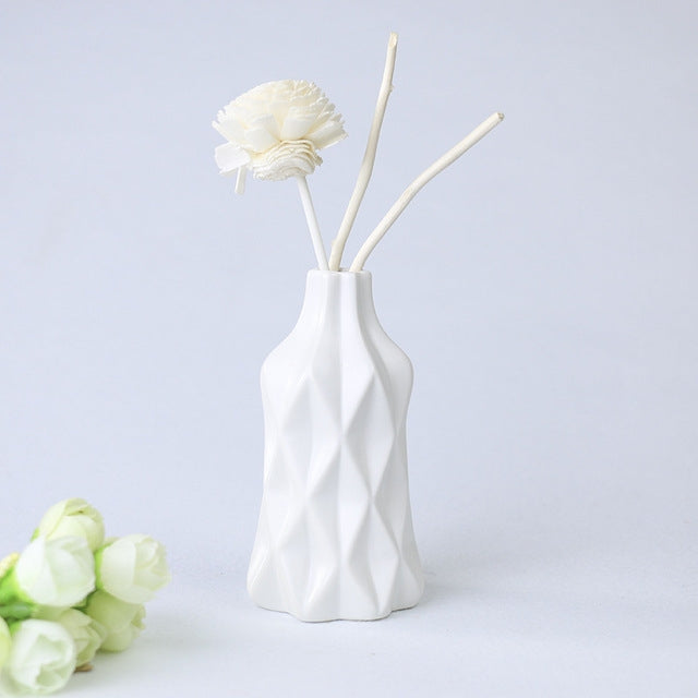 Creative Irregular Ceramic Vases Home Decor Small Flower Vase for Living Room Tabletop Ornaments Crafts, Size:Small