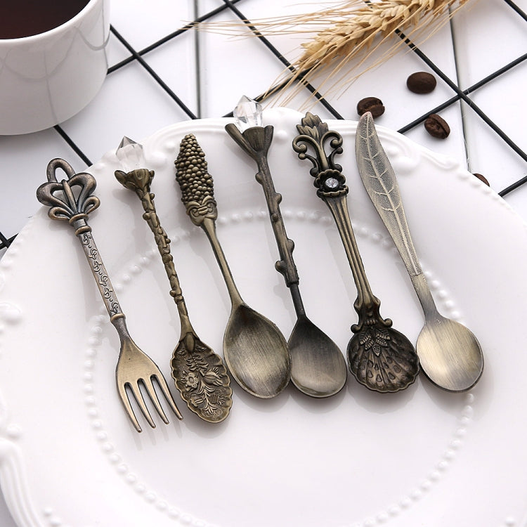 2Sets Vintage Mini Coffee Spoons Suit Royal Style Metal Carved Coffee Fruit Cutler Dessert Flatware Kitchen Tools Antique Bronze(With Antique Fork)