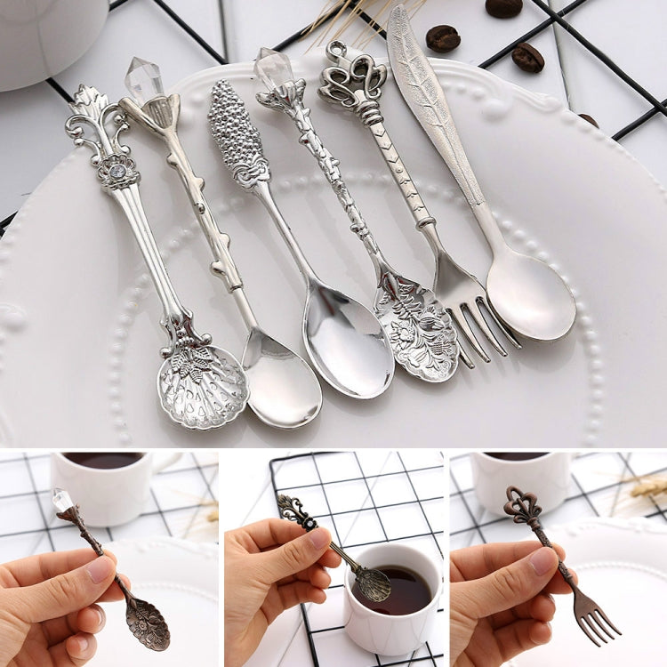 2Sets Vintage Mini Coffee Spoons Suit Royal Style Metal Carved Coffee Fruit Cutler Dessert Flatware Kitchen Tools Silver
