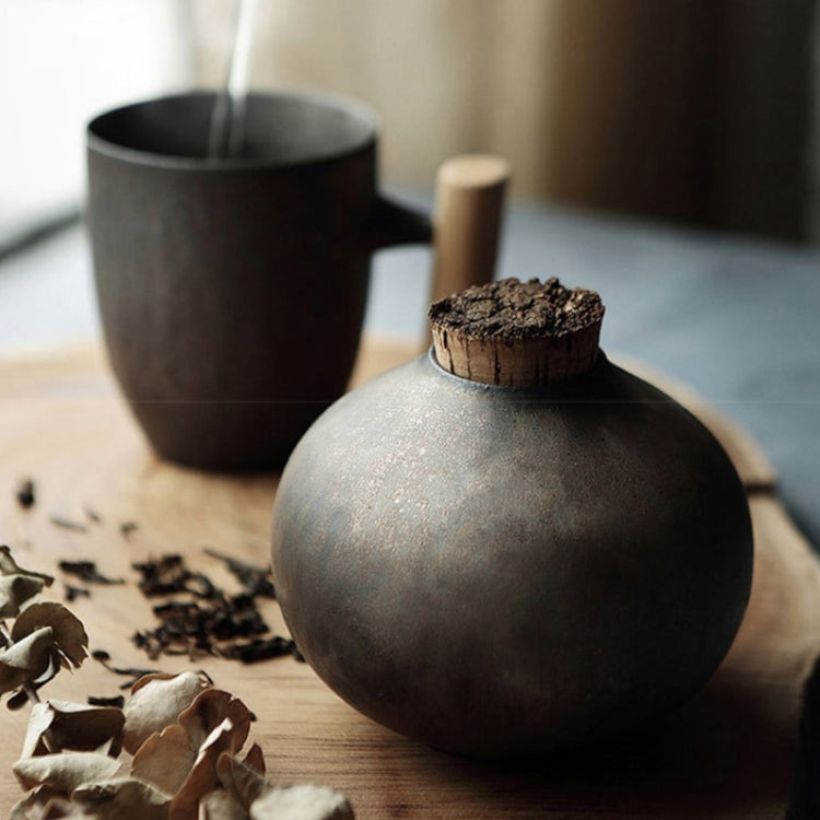 Gilt Ceramic Tea Pot Household Sealed Storage Tank