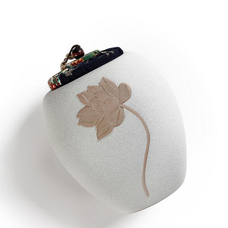 Medium Stoneware Black Pottery Seal Saving Tea Can Tea Pot