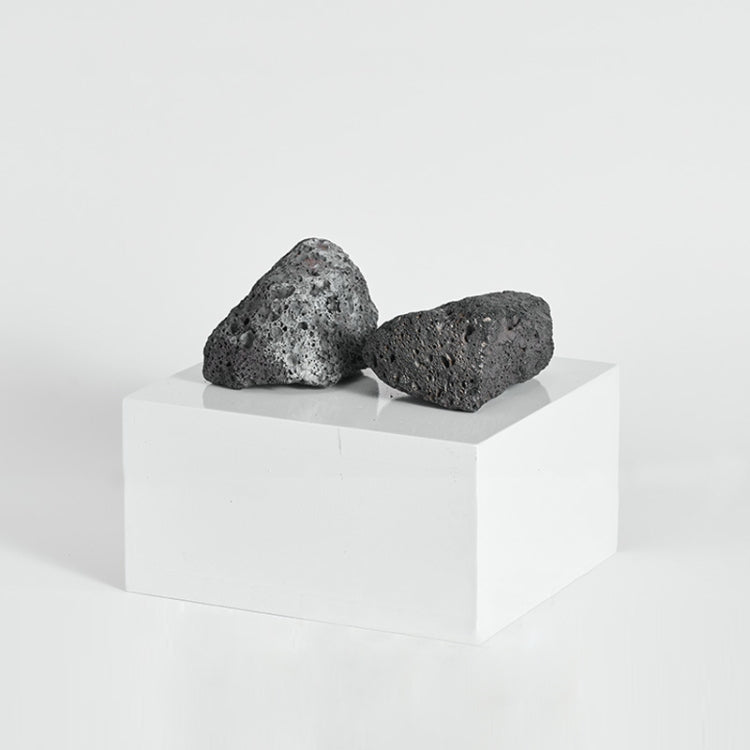 2 PCS 6-10cm Irregular Volcanic Stone Photo Decoration Props Window Display Ornaments