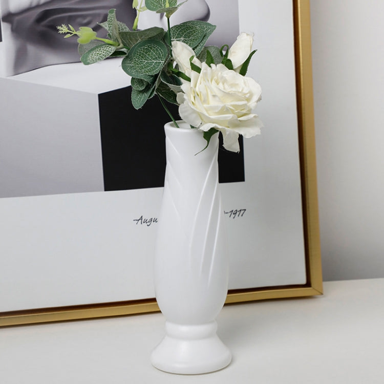 Petal Shaped Simple Drop-Proof PE Vase Imitation Porcelain Home Decoration Ornaments