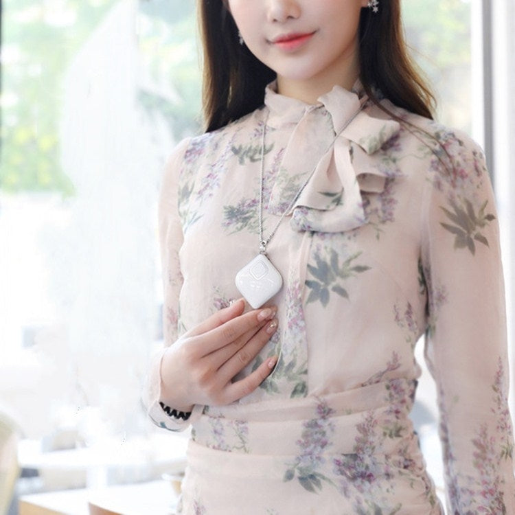 Portable Hanging Neck Air Purifier Negative-Ion Necklace Formaldehyde Anti-fog Haze Air Purifier(White)