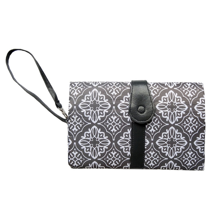 Multifunctional Portable Baby Diaper Pad Storage Foldable Waterproof Baby Insulation Changing Pad