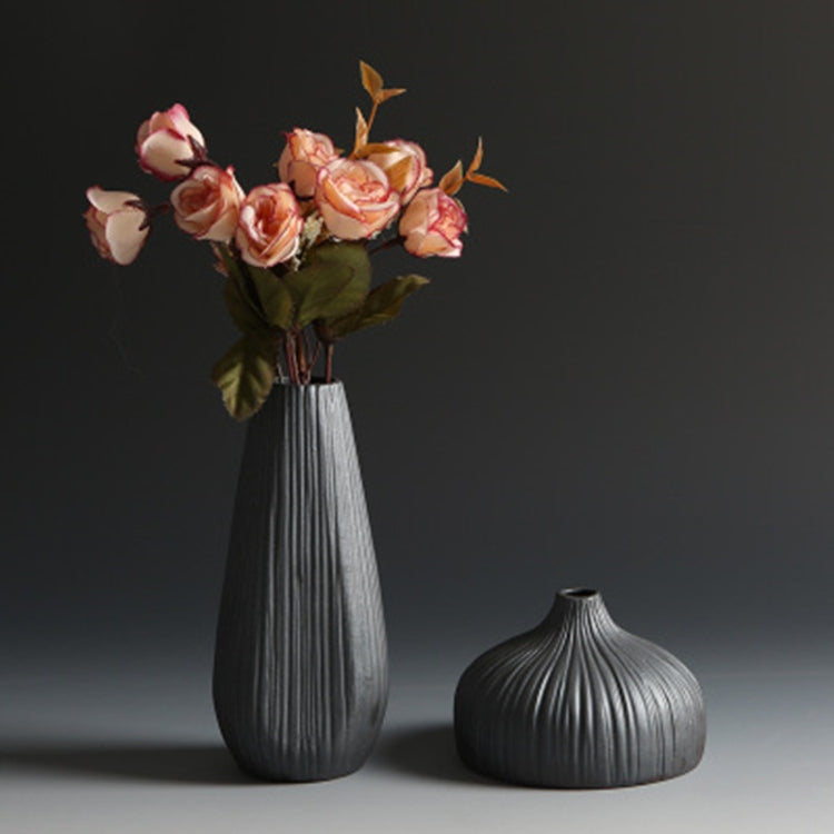 Black Ceramic Vase Retro Vase Container Gradient Handmade Ceramic Vase, Style:European Bottle