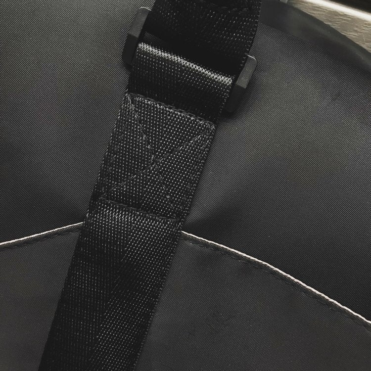 Nylon Shoulder Sports Handbag Large Capacity Travel Bag