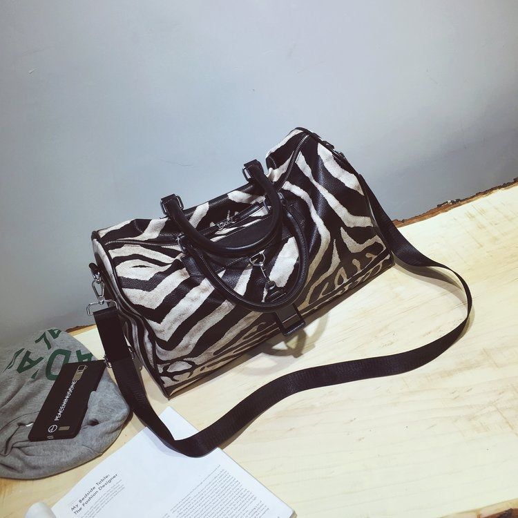 Large Capacity PU Leather Casual Travel Handbags Single Shoulder Bag, Size: L (Black)