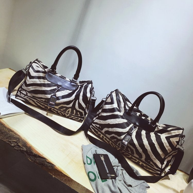 Large Capacity PU Leather Casual Travel Handbags Single Shoulder Bag, Size: S (Black)